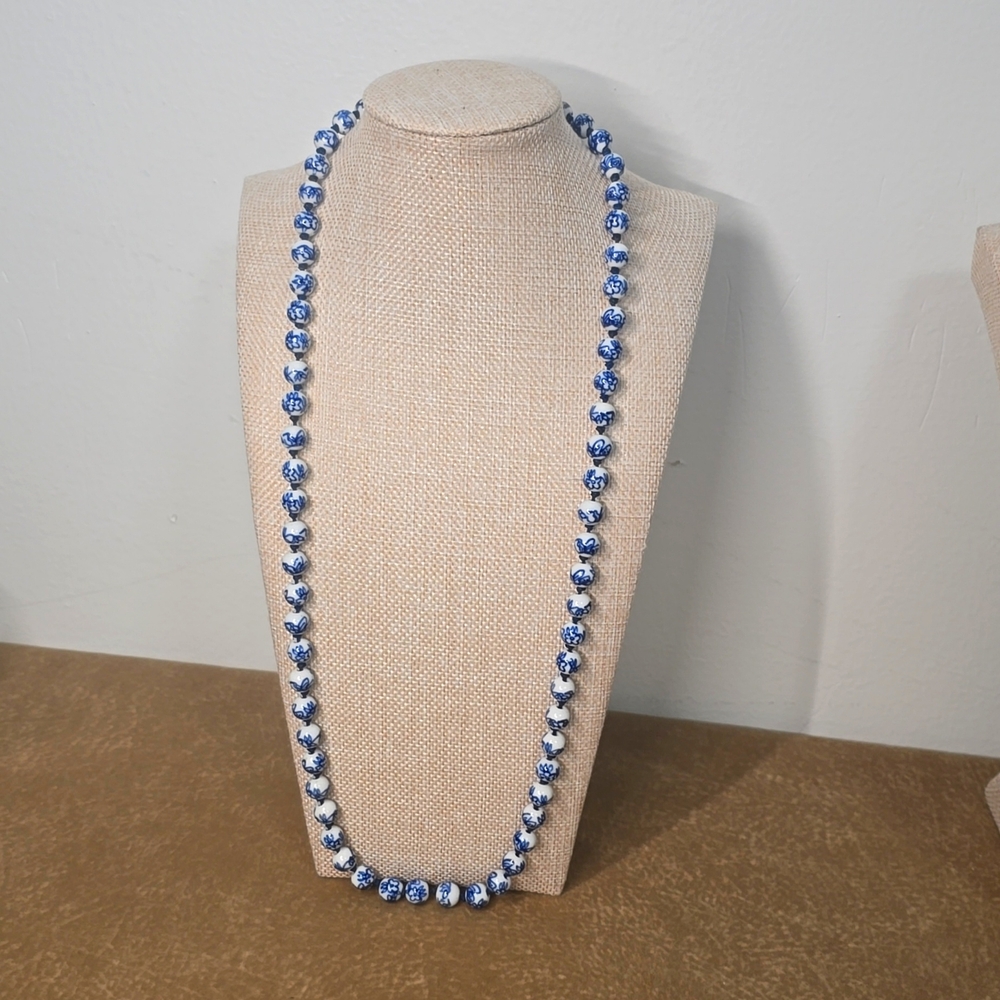 VTG CHINESE NECKLACE